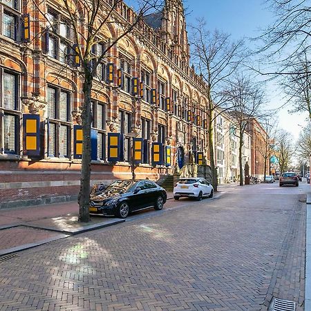 Uniek Verblijf In Herenhuis, Eigen Appartement Op De Tweede Etage Van Ons Huis Леуварден Екстериор снимка